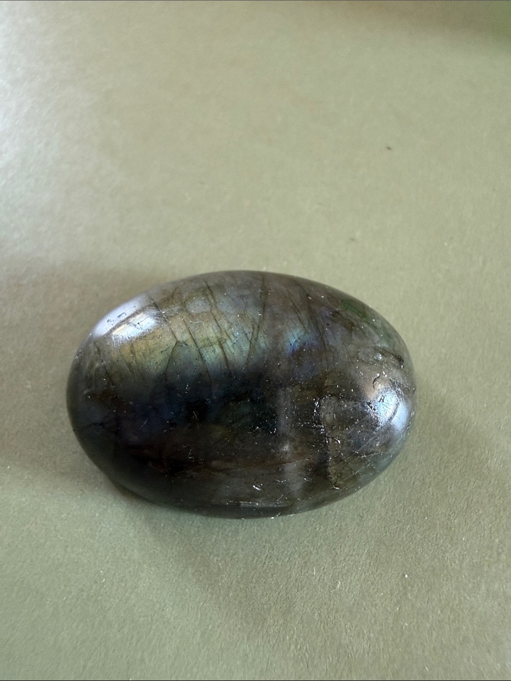 Natural Labradorite oval cabochon gemstone - Picture 8 of 10
